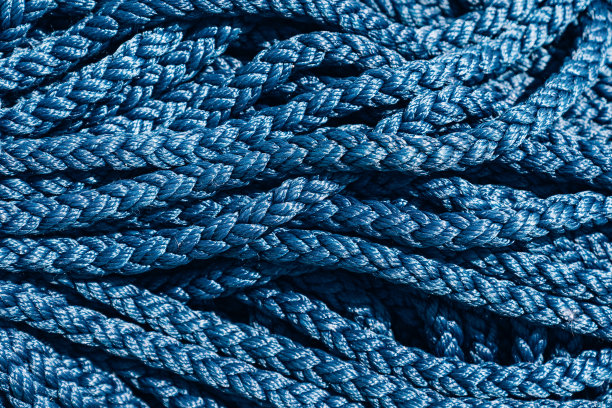 蓝色粗绳纹理特写。图片下载