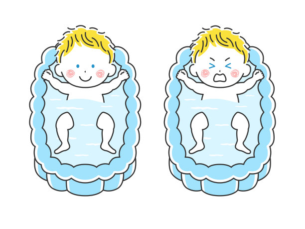 婴儿洗澡。图片下载