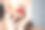 特写女性的嘴和指甲与红色的指甲和口红。图片下载