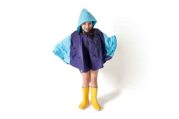 雨中的小女孩图片下载