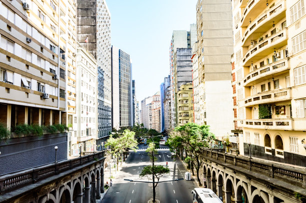 阿雷格里港市中心的街道图片下载