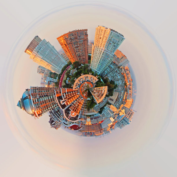 夕阳下360度的基辅城市景观和天际线，乌克兰图片下载