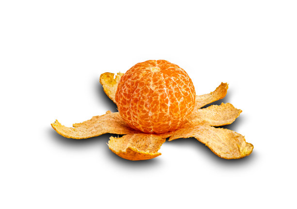 去皮的成熟橙子孤立在白色背景上与修剪路径图片下载