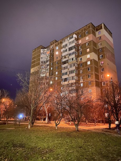 夜晚的房子图片下载