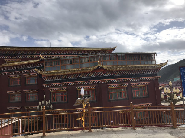 佛学院红屋图片下载