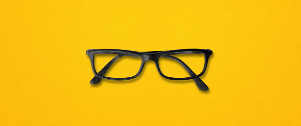 黑色眼镜孤立在黄色横幅上图片下载