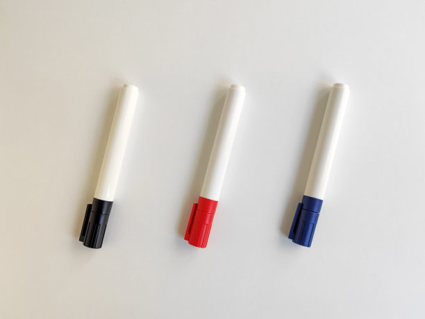 标记笔设置在孤立的背景上图片下载