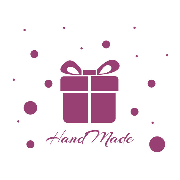 白色背景的粉色礼物手工制作图片下载