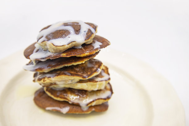 第5步。两面煎，配上你最喜欢的配料。图片下载