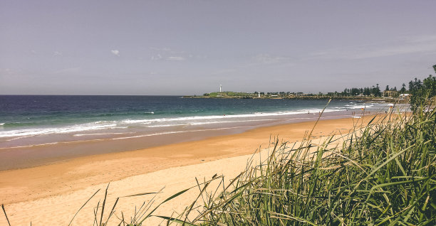 卧龙岗头旗杆点灯塔图片下载