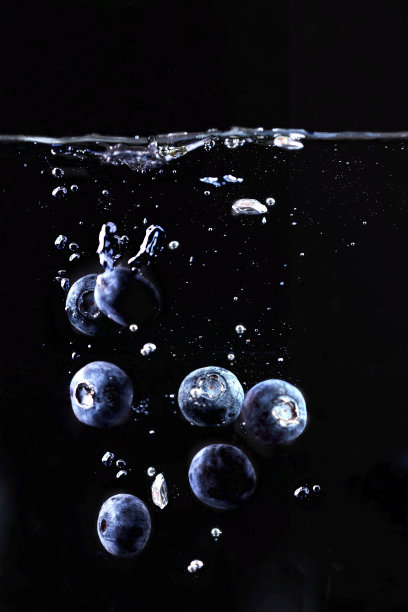 蓝莓飞溅图片下载