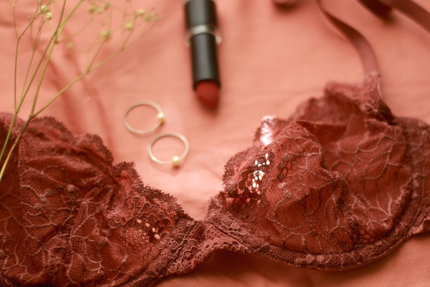 莱西Bralette图片下载