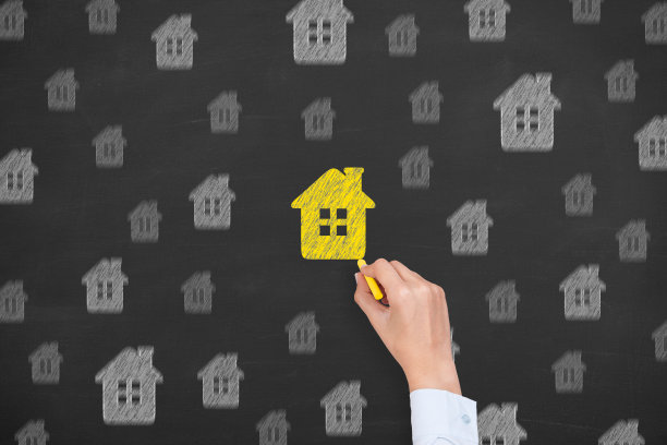 在黑板背景上画房子图片下载