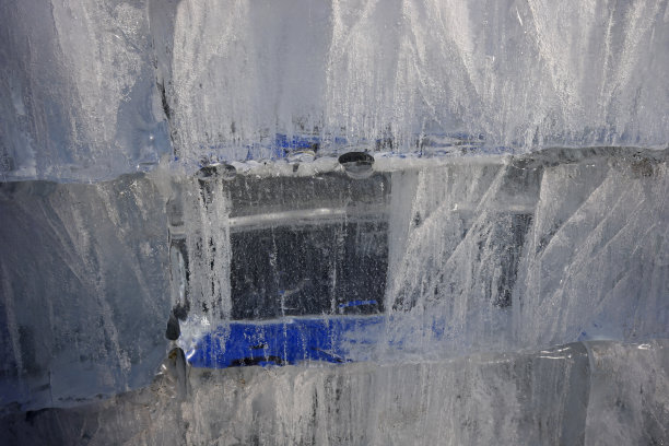 巨大的冰块图片下载