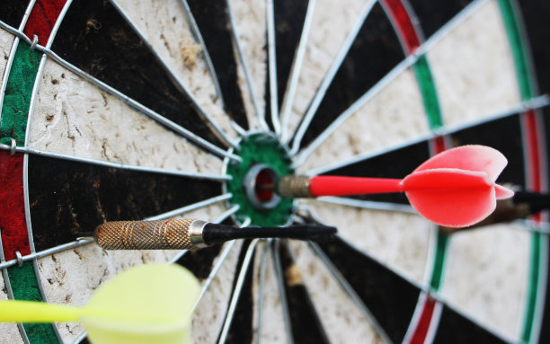 飞镖目标特写镜头。成功达到目标，目标，目标，成就的概念图片下载
