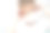 白种人小男孩戴上一次性卫生口罩以防止疾病传播，特写图片下载
