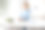 女商人在人体工程学站工作站工作。图片下载