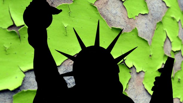 自由女神像的彩色背景图片下载