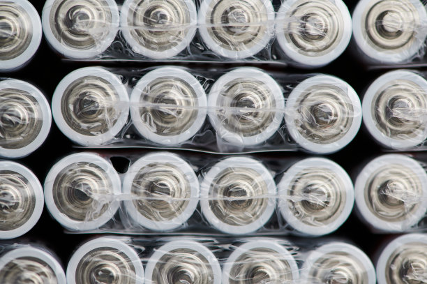 用塑料包装的AAA电池图片下载