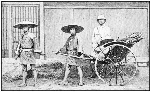 古董黑白照片:不同的汽车，推车和车厢的世界，日本的jinrikisha图片下载