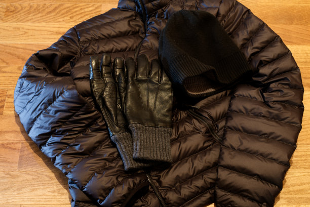 抵御寒冷的图片下载