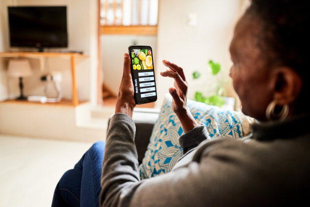 用手机应用在网上订餐图片下载