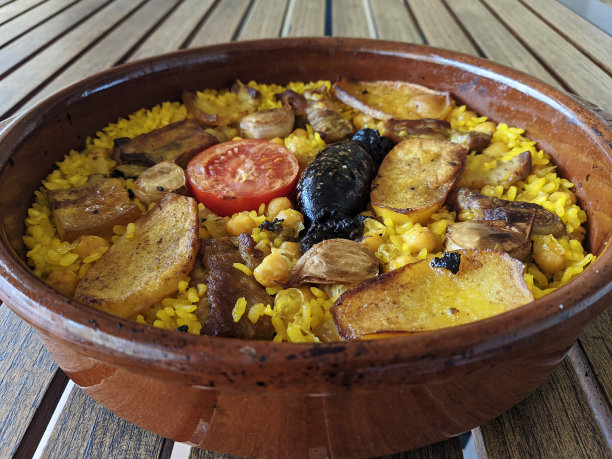 典型的瓦伦西亚烤饭图片下载