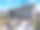 现代后院火坑与庭院家具房地产后外部蓝和白色景观图片下载
