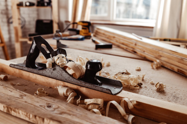 车间木工用木工刨工具图片下载