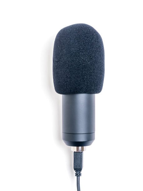 麦克风与USB线隔离在白色背景。图片下载