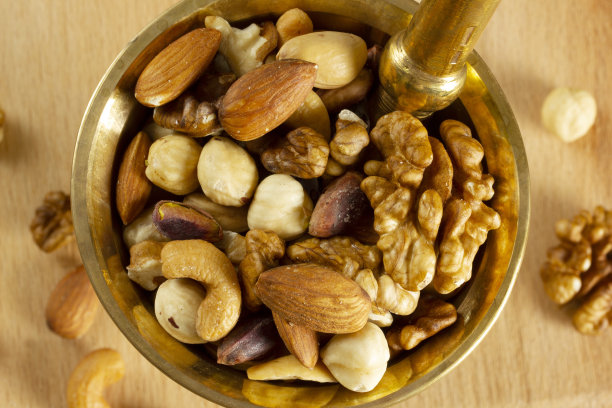 混合坚果泥和杵图片下载