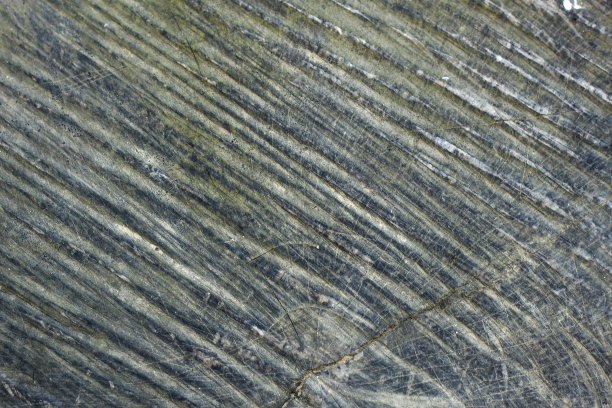 抽象的背景。木面呈亮灰色和蓝色，为传统木器装饰材料。图片下载