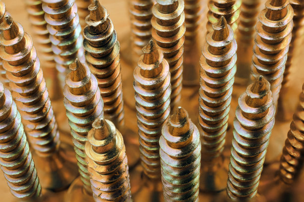 黄色镀锌螺丝宏图片下载