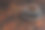 在杯子里深烤的咖啡豆。黑暗的背景。前视图。本空间图片下载