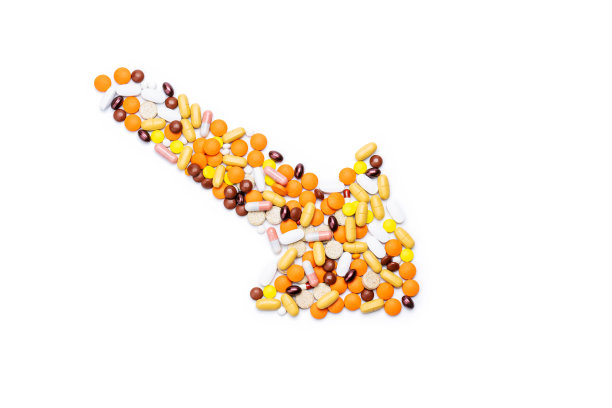 药物箭头符号孤立在白色背景。药丸点标志剪掉图片下载