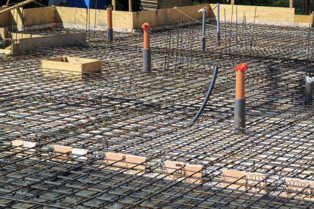 用金属丝连接的钢筋加固混凝土。精准医疗图片下载