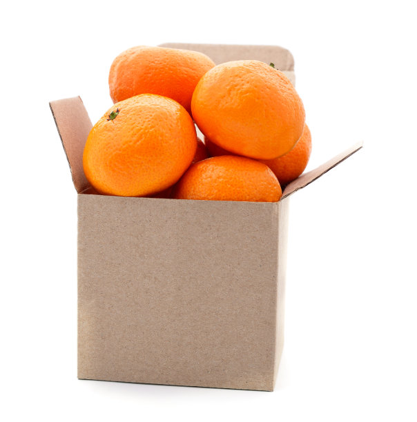 一个小盒子里装着许多橘子。图片下载
