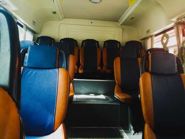 校车上的空座位图片下载