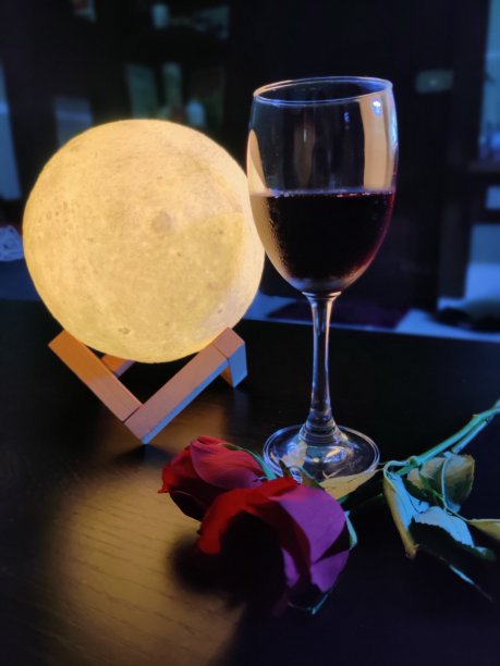 月光晚餐!图片下载