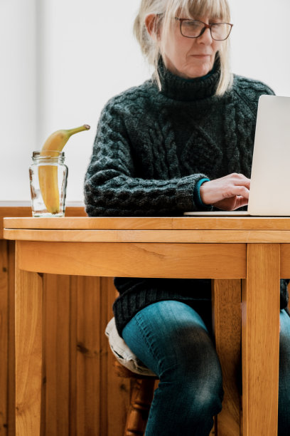 在家工作图片下载