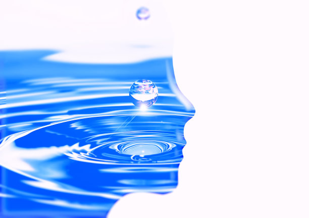 抽象女性轮廓与水材料的合成形象图片下载