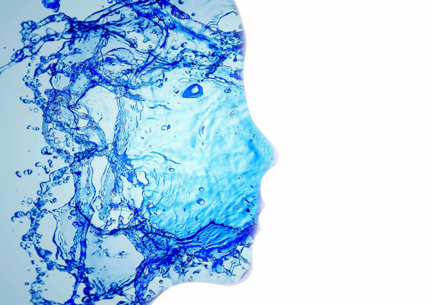 抽象女性轮廓与水材料的合成形象图片下载