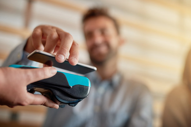 只需轻按一下，您的交易就完成了图片下载