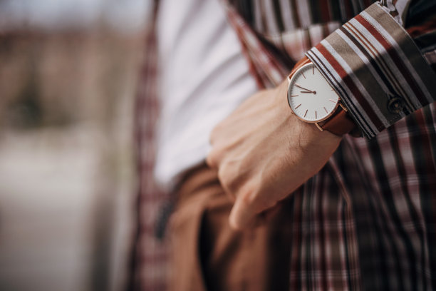 现代时尚的男人图片下载