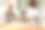 快乐的奶奶妈妈给小女孩讲解如何切饼干图片下载