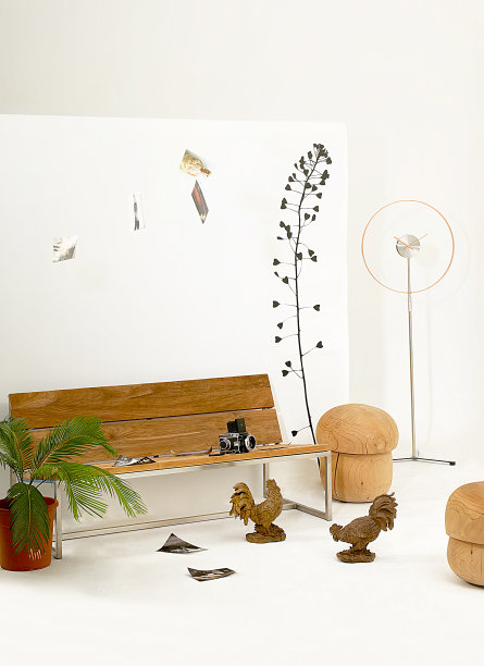 现代木椅摄影工作室风格图片下载