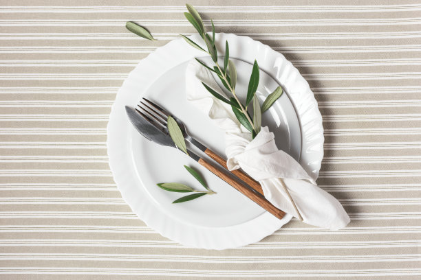 喜庆、婚礼或春季餐桌摆设图片下载