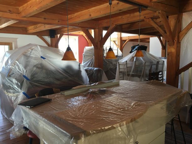 室内喷漆准备图片下载