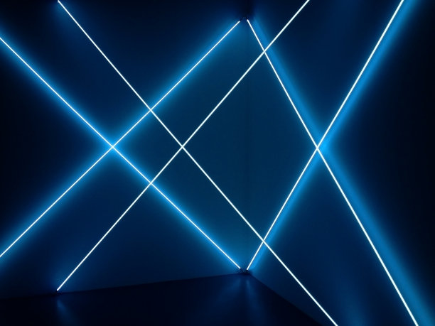 墙上的光图片下载