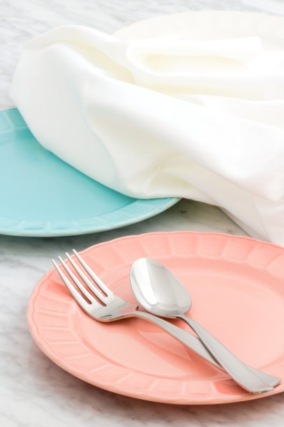 粉彩餐盘图片下载